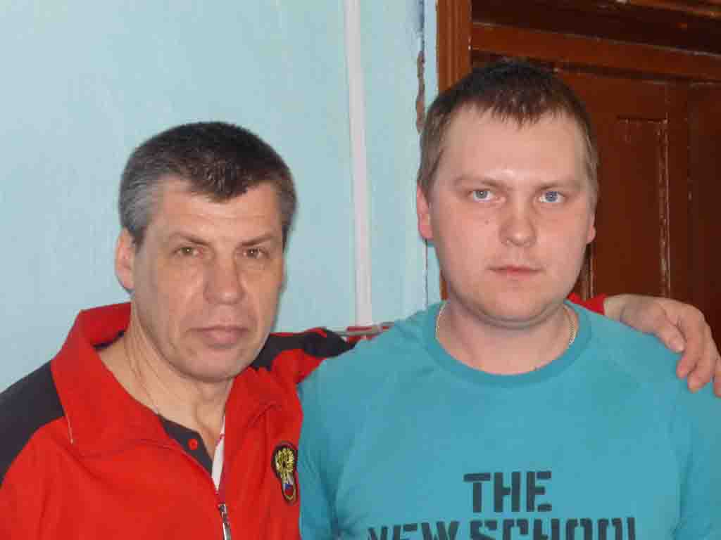Слева направо Н.Г. Иванов тренер и Илья Мельников